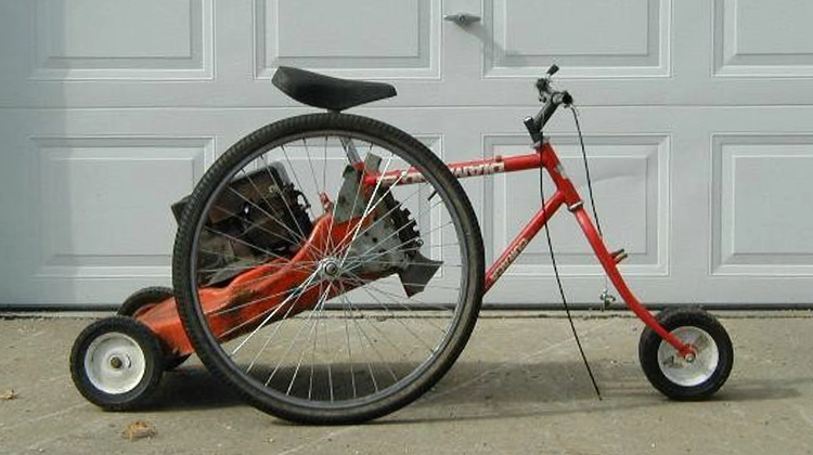 Wacky tricycle with large wheels Wacky tricycle with large wheels